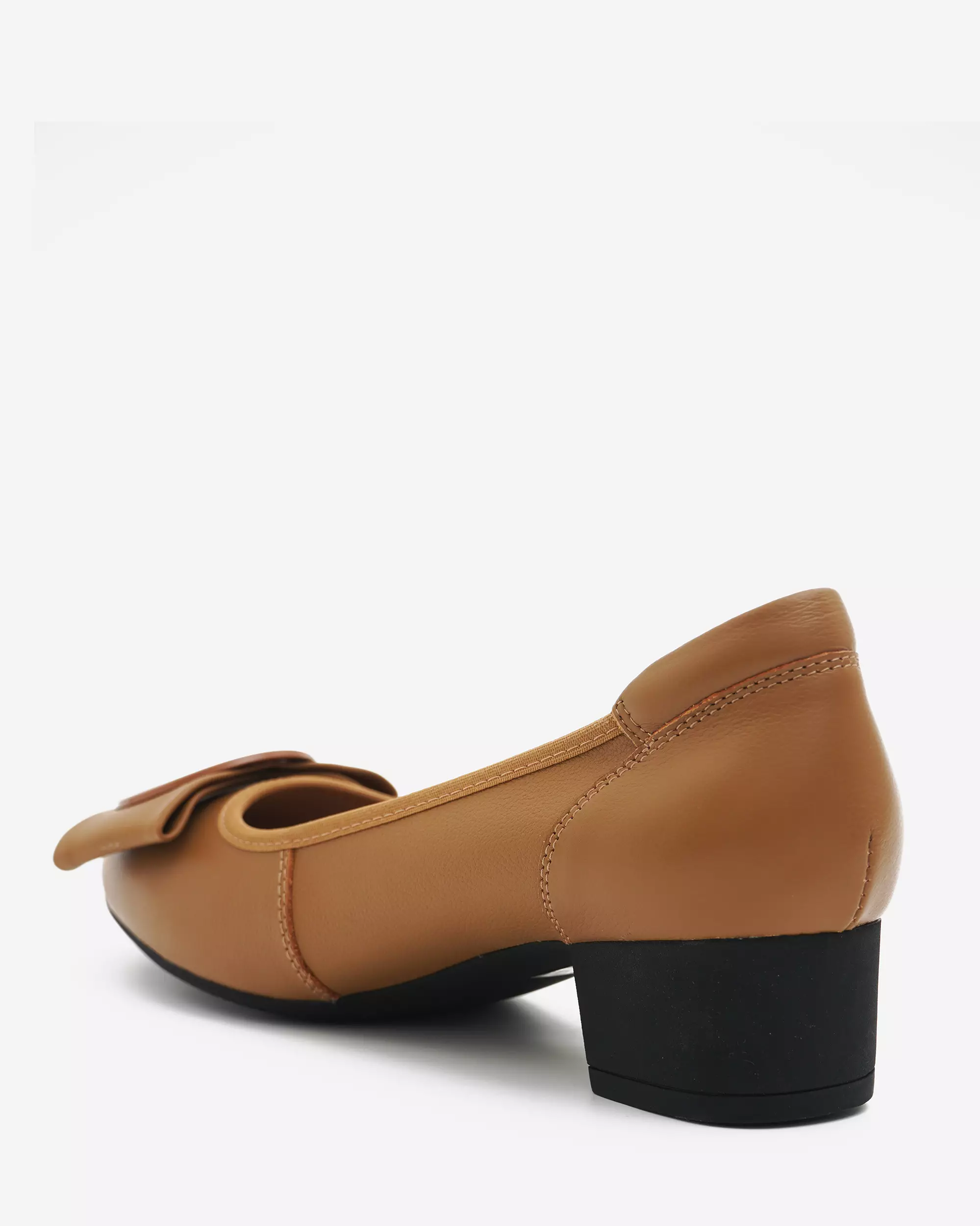 Buccheri Victoria Wedges Women Brown