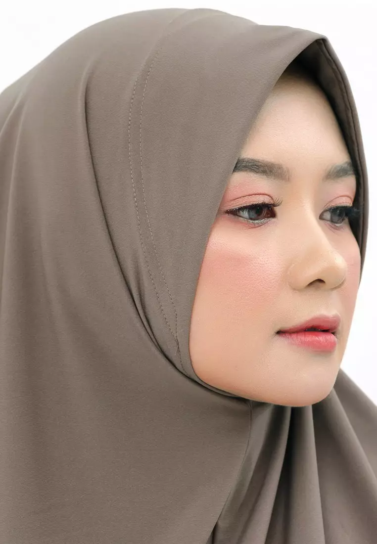 Hijab Jilbab Instan Bergo Super Jersey Cool Tech Wanita Mink Brown