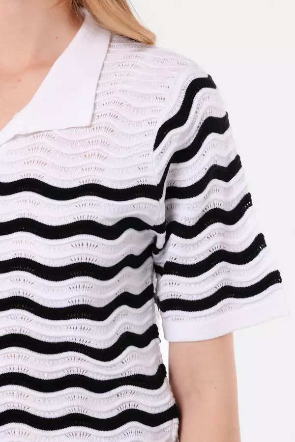 MINIMAL - Venna - Kemeja Rajut Motif Garis - White Colour White