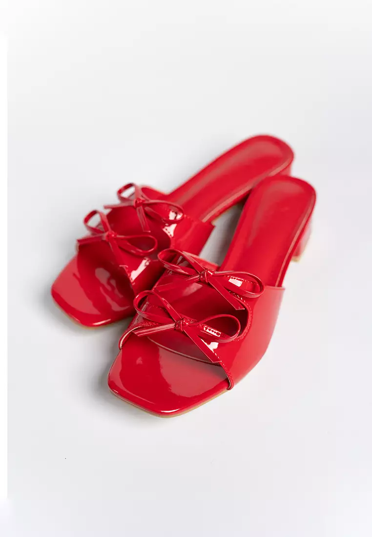 Valeria Glossy Ribbon Mules