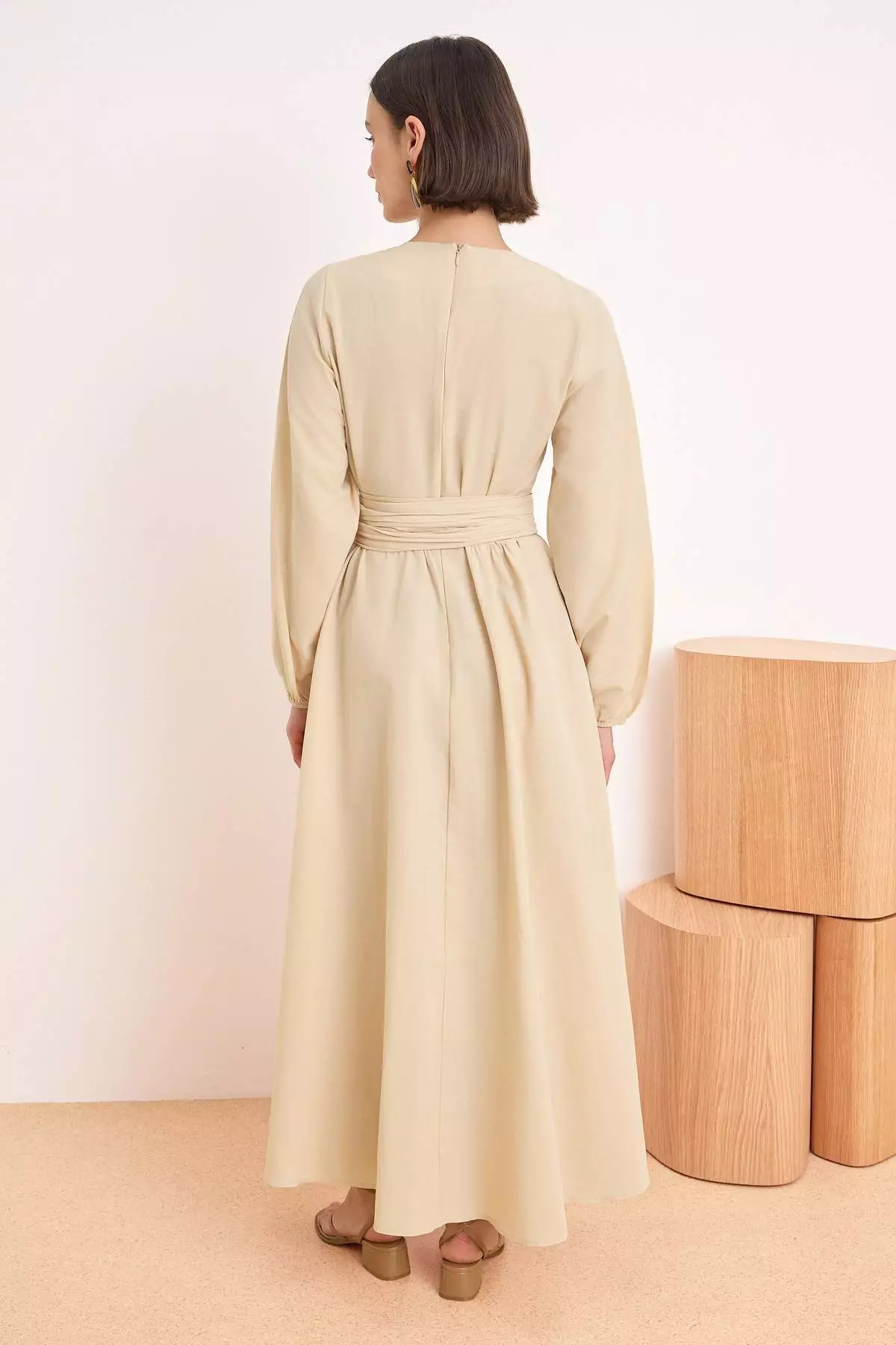 Buy Trendyol Beige Unlined Pilise Kuak Buckle Detail Woven Terrycotton Hijab  Dress Tctss26Eb00104 Online | ZALORA Malaysia