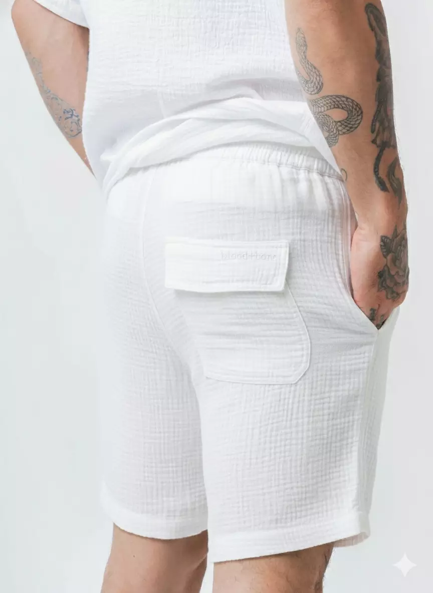 Krooked Short White
