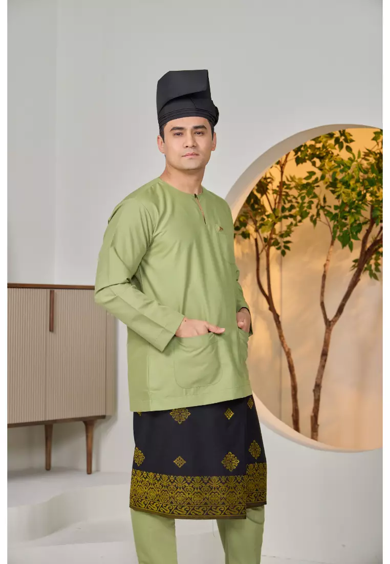 Buy Amar Amran Baju Melayu Teluk Belanga 2024 Online | ZALORA