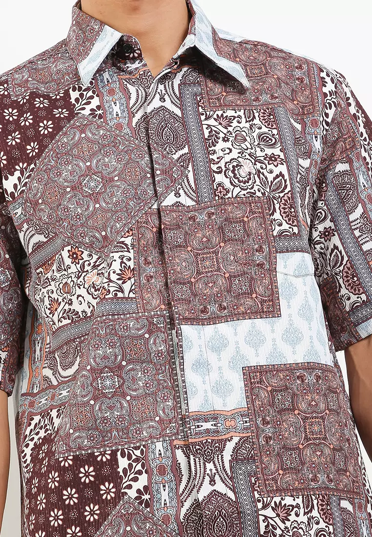 Hem Batik Reguler Fit Kontemporer