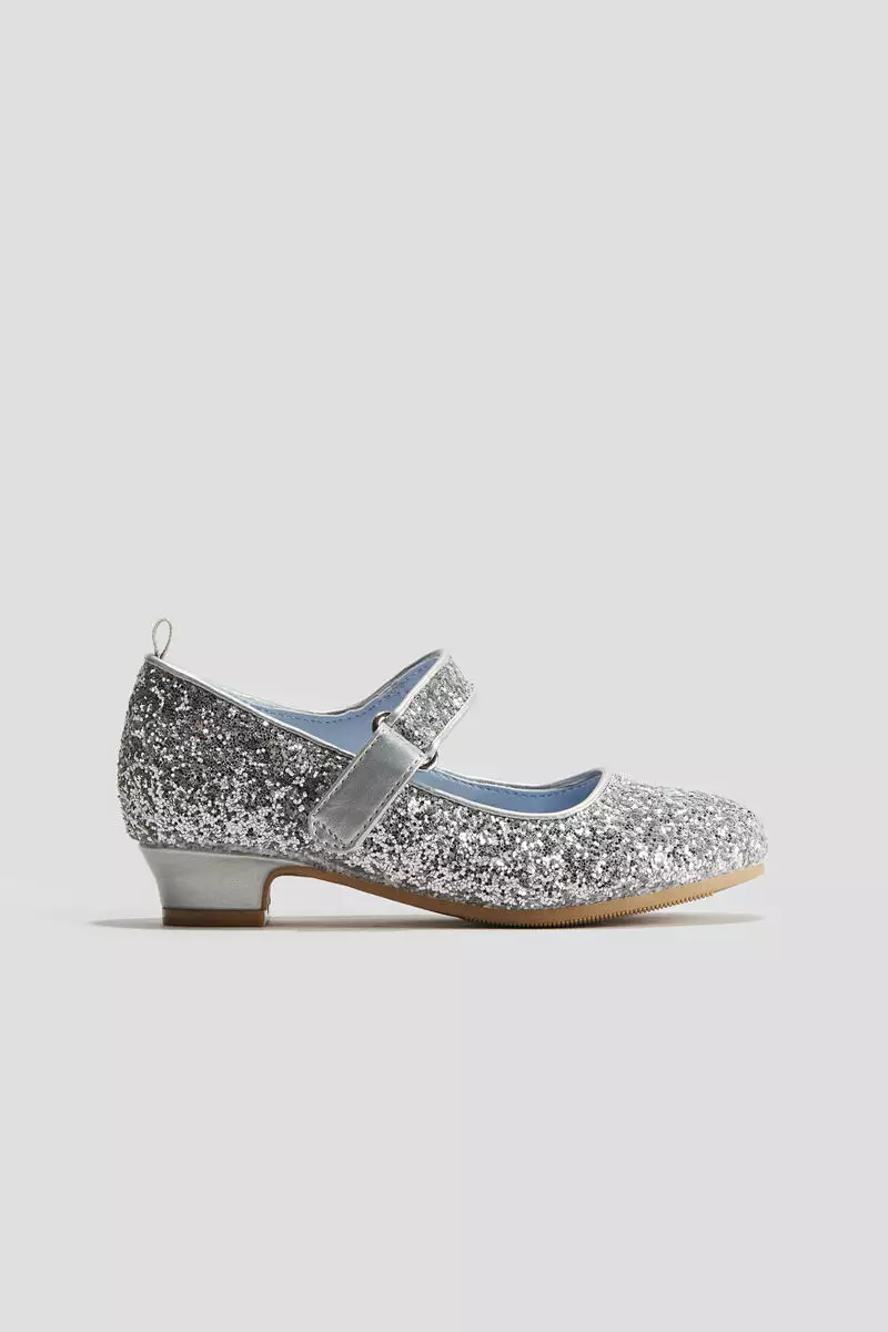 Discount on H&M  shoes - SKU: Glittery dressing-up shoes