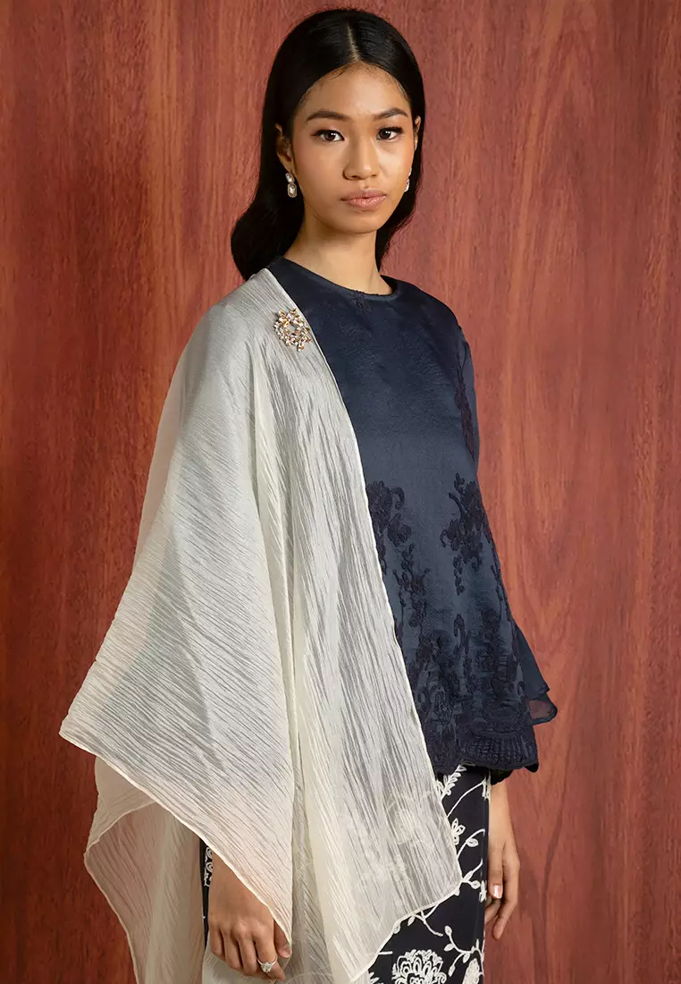 CHLOE KURUNG KEDAH SET WITH SHAWL