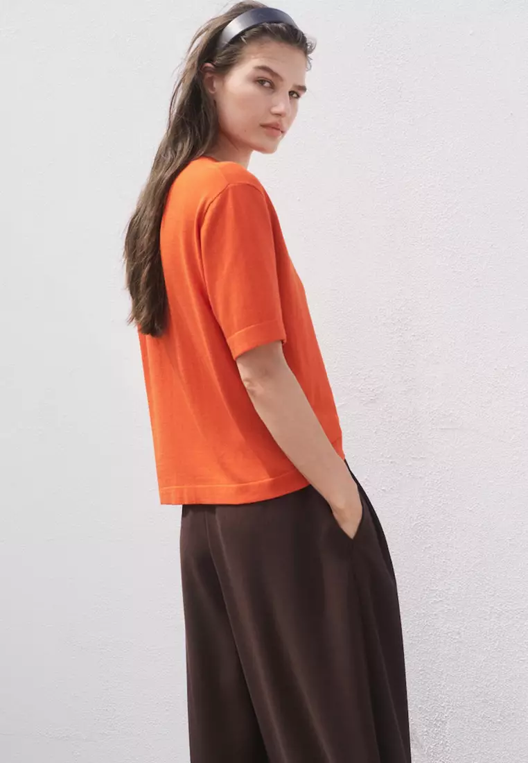 Short-Sleeved Fine-Knit Sweater