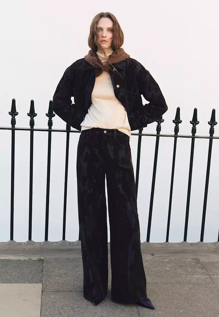 Wide-Leg Devoré Jeans