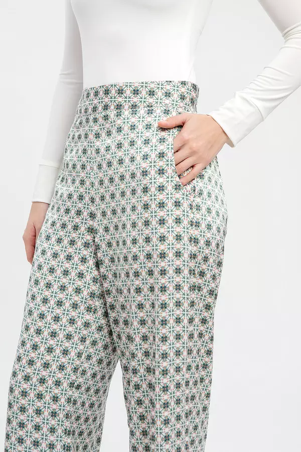 MINIMAL - Pervin - Kulot Lebar Motif Geometris - Green Colour Green_Light