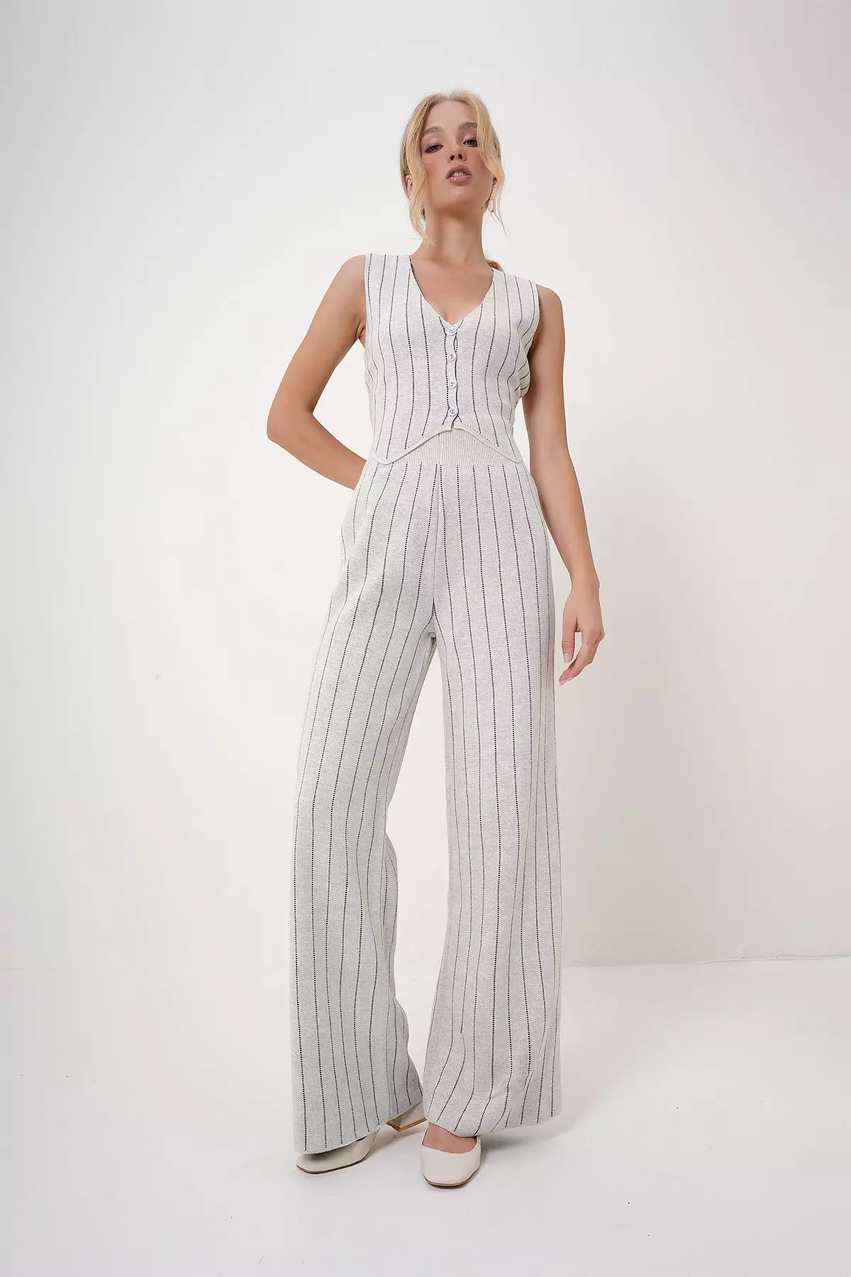 Women's Cream V-Neck Buttoned Vest and Elastic Waistband Trousers Striped Knitwear Two Piece Set