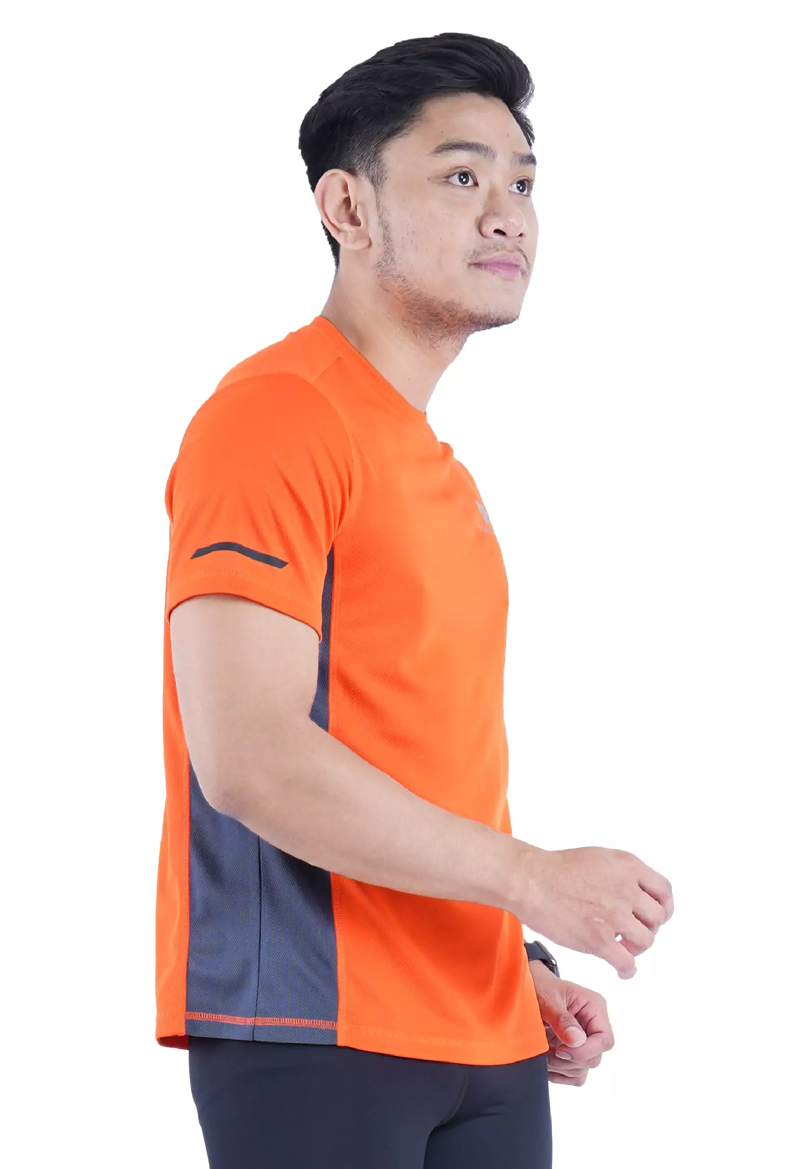 Tiento Kaos Olahraga Lari Baju Running Gym Dry Fit Extra Lite Pria