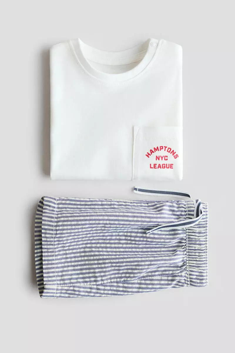 2-piece T-shirt and shorts set
