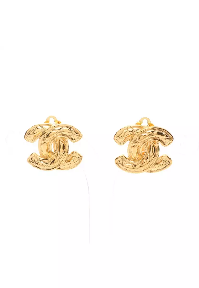 Chanel Classic Gold CC 3D Piercing Earrings at 1stDibs