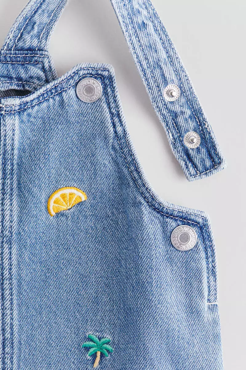 Embroidery-detail denim dungaree dress