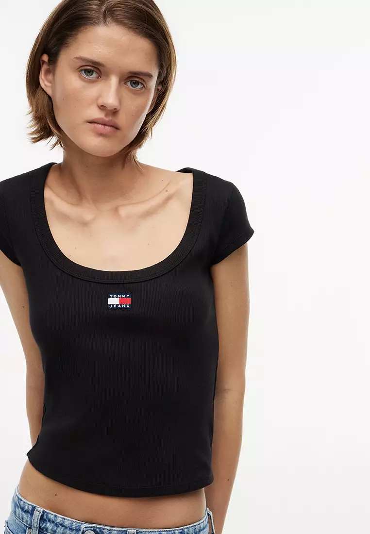 Badge Scoop Neck Slim T-Shirt - Tommy Jeans