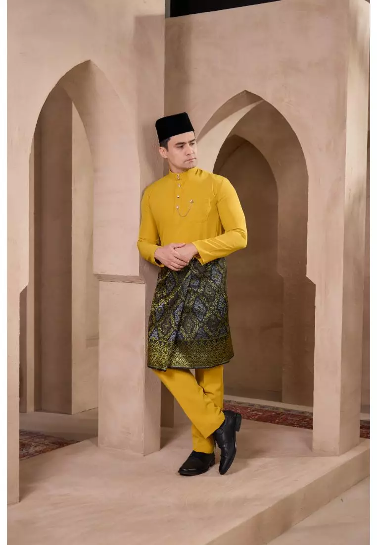 Baju Melayu Mahkota