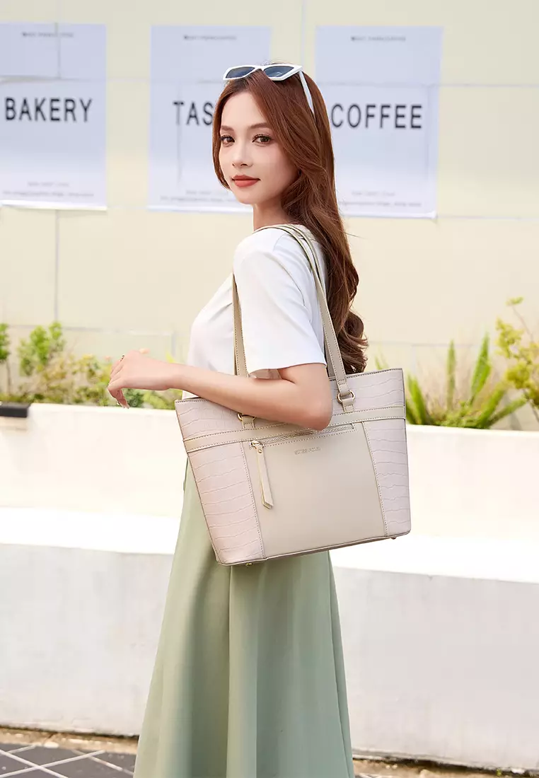 Women's Tote Bag / Shoulder Bag (Tas Tote Wanita / Tas Bahu Wanita) - Krem