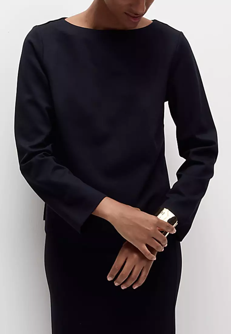 Relaxed Round Neck Top