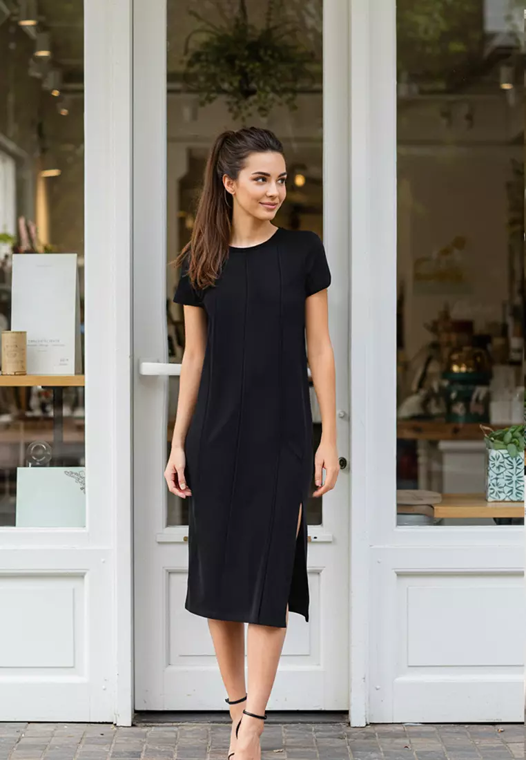 Black Modal Content Effect Shift/Straight Cut Short Sleeve Midi Knitted Dress TWOSS25EL00372