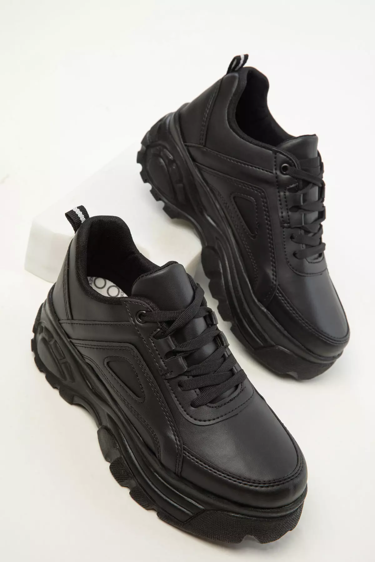 Women's Sneaker 19729 - Black Black