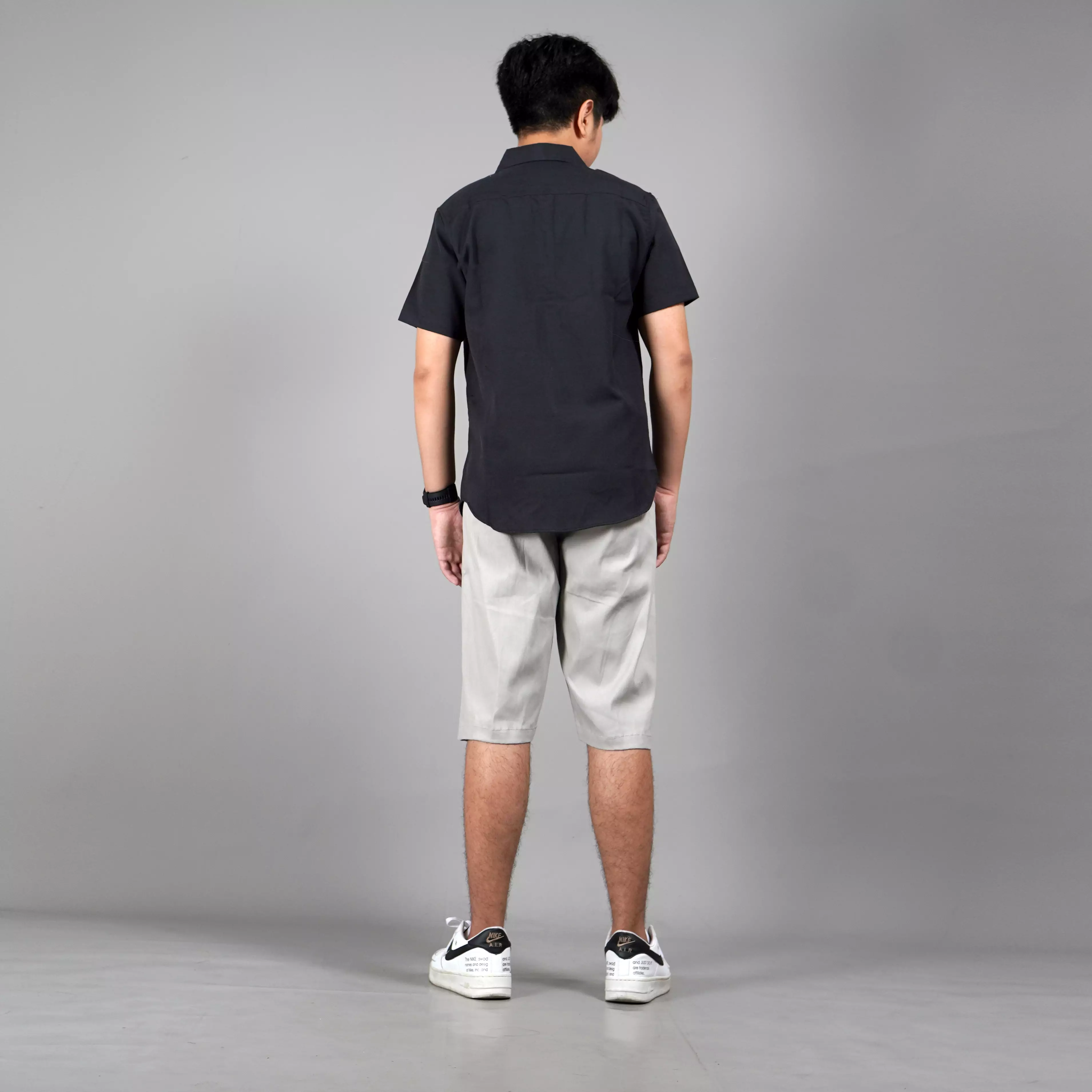  CALEB Kemeja Pria Polos Lengan Pendek Work Shirt - HITAM