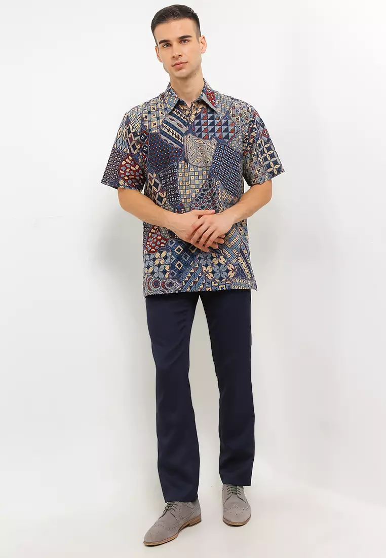 Kemeja Batik Lengan Pendek Motif Sekar Jagad 3 Berlian