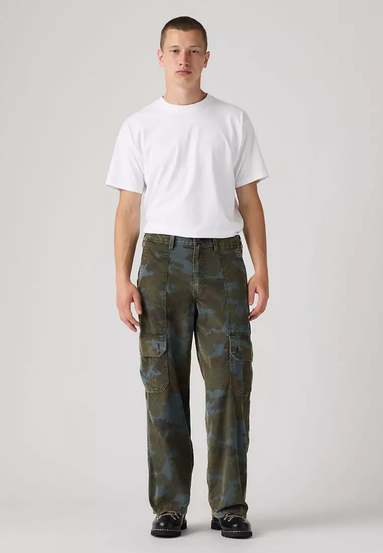 Levi's® Men's Extra Baggy Cargos (007W6-0003)