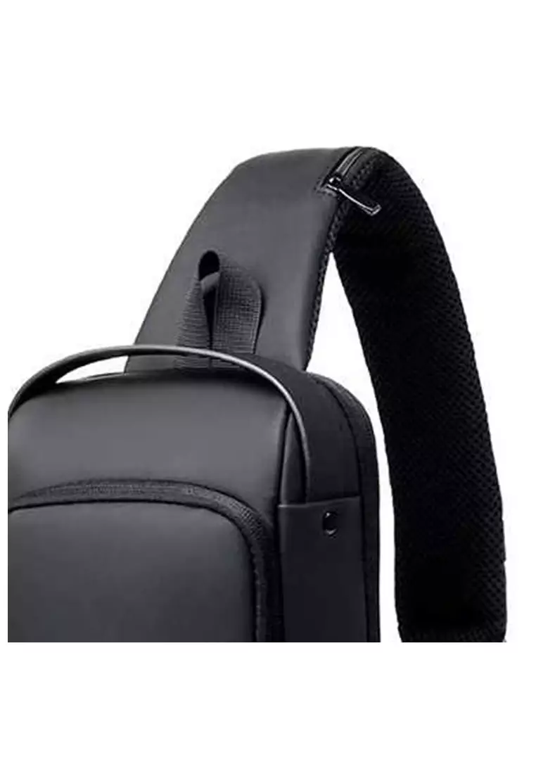 Roger Tas Selempang Fashion Pria with USB Charger Slot Large Storage Material Polyester ORIGINAL - Black