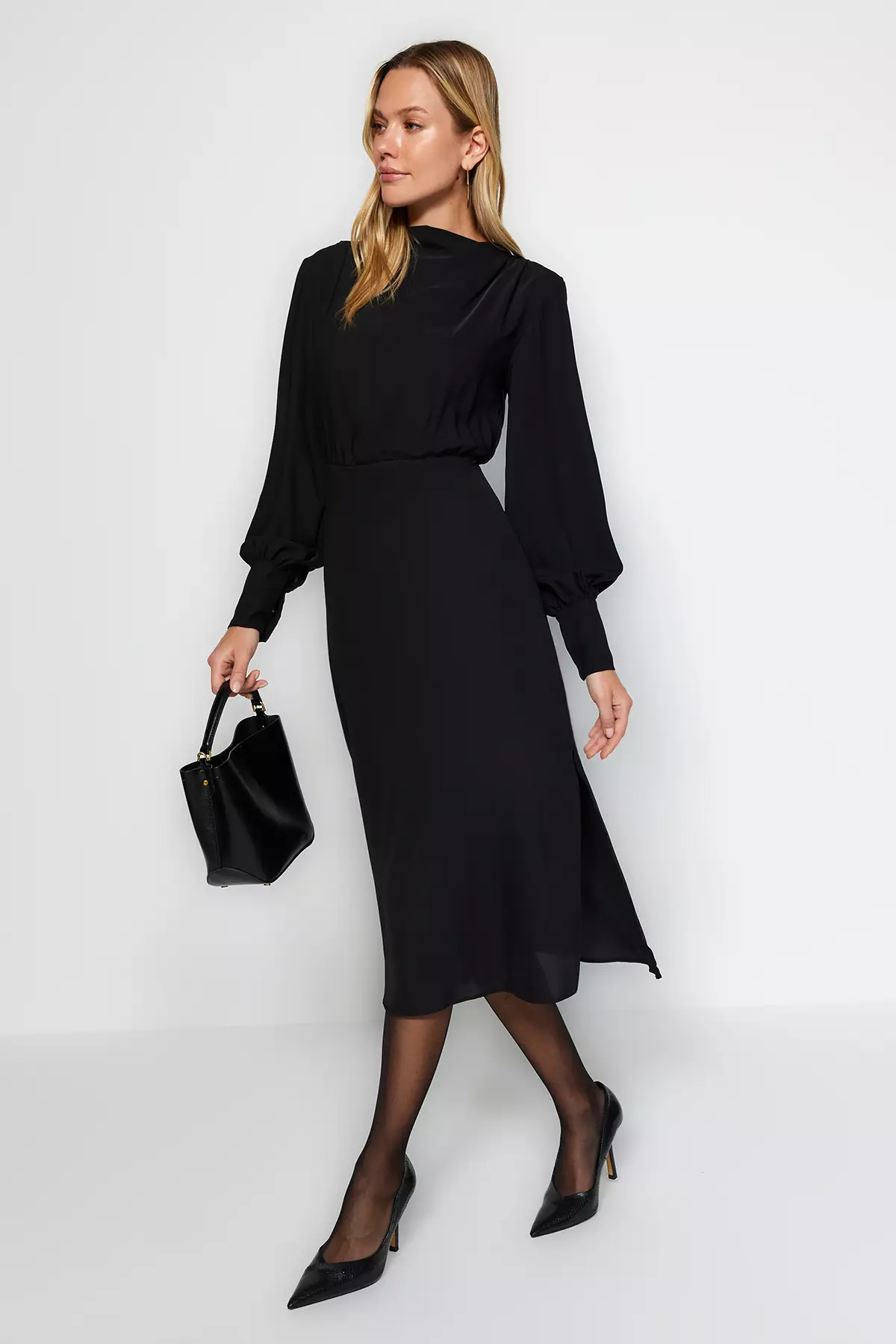 Trendyol Midi Slit Dress 2026 | Buy Trendyol Online | ZALORA Hong Kong
