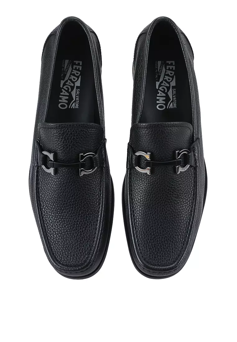 Buy Salvatore Ferragamo Grandioso Loafers (ik) 2024 Online | ZALORA ...