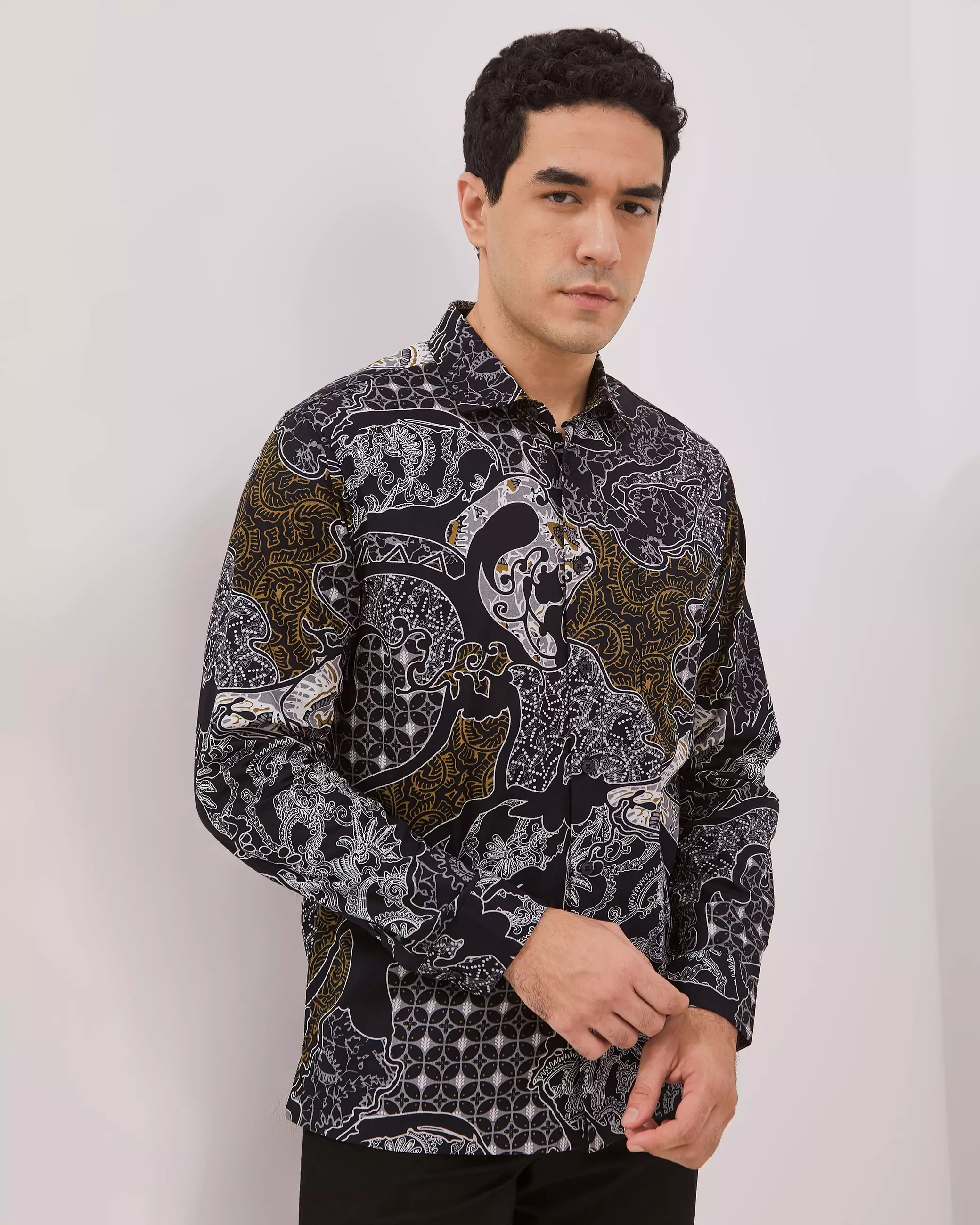 AMK Kemeja Batik Pria Lengan Panjang SHB Kundjang Ls Navy Blue
