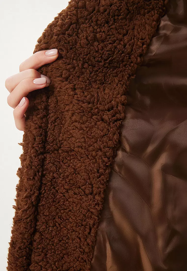 Lapel Plush Coat Firm