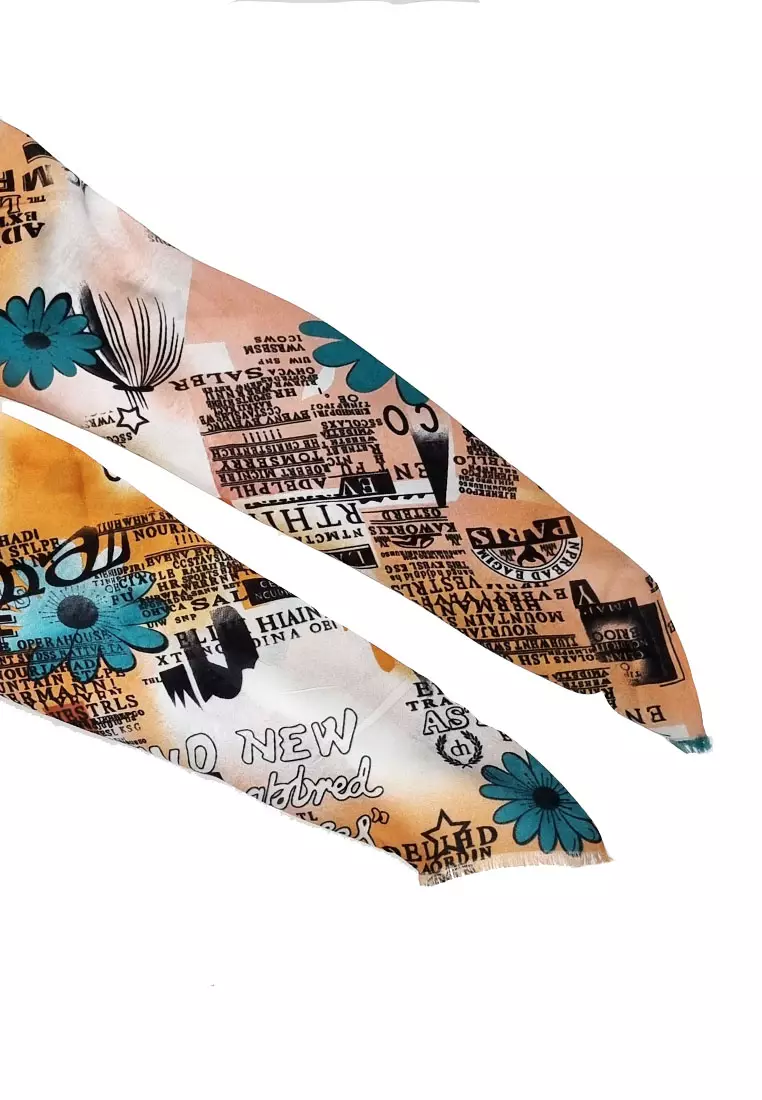 Newspaper Design Printed Scarf Multicolour