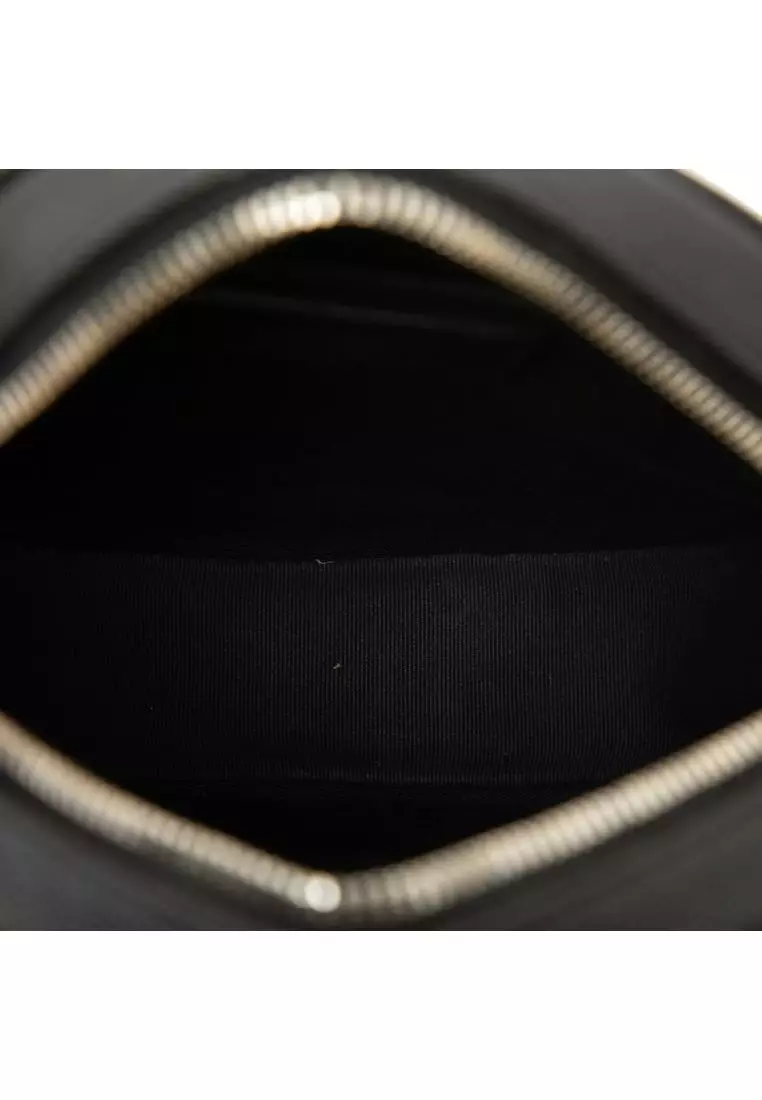 Pre-Loved Saint Laurent Grain De Poudre Chevron Round Vinyle Camera Bag