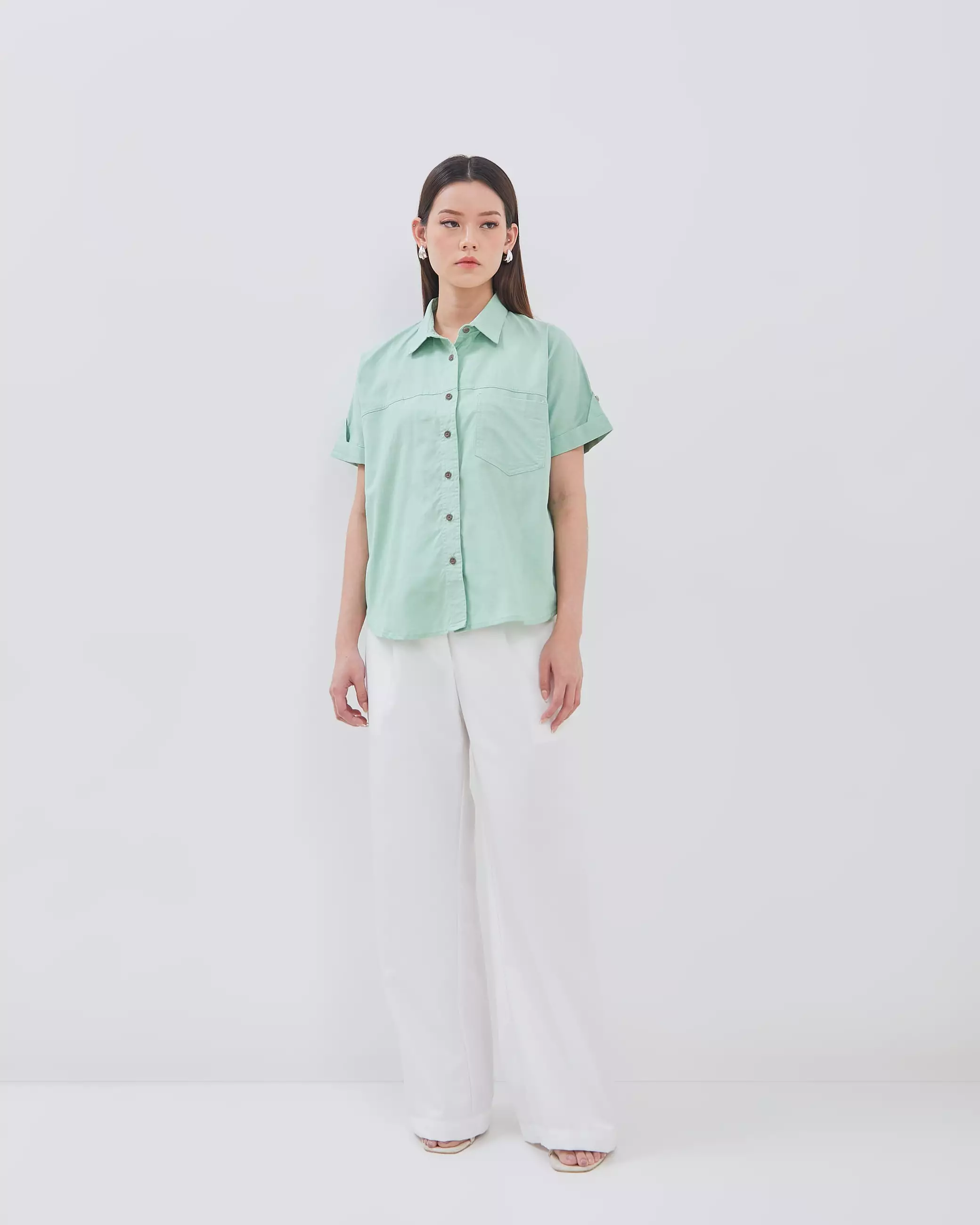 Urban Exchange Kemeja Alisha Light Green - Kemeja Basic Lengan Pendek