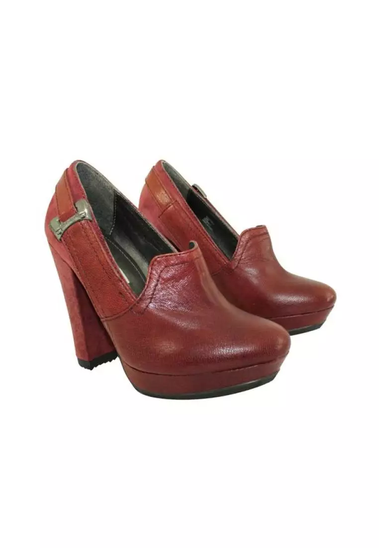 Burgundy designer discount heels