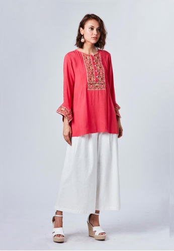 East India Company Faith- 3/4 Sleeve Blouse With Embellishment Trims 48D0FAA5739D0EGS_1