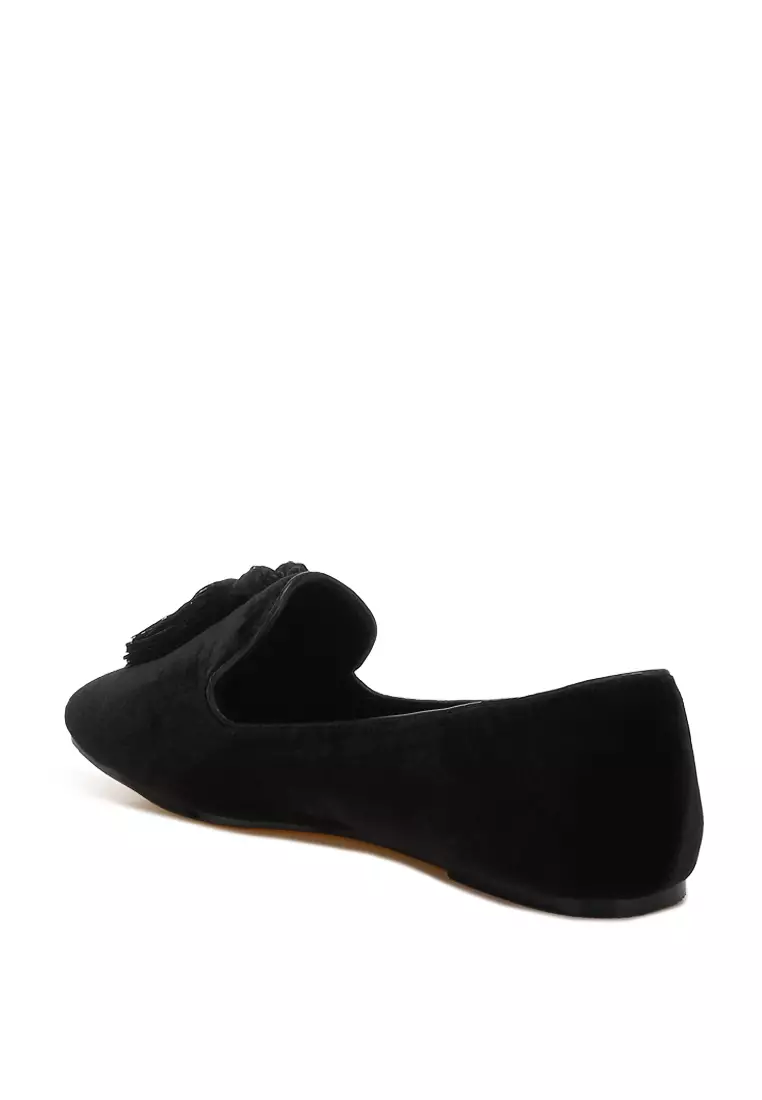 Iconic Tassel Detail Velvet Loafers in Black