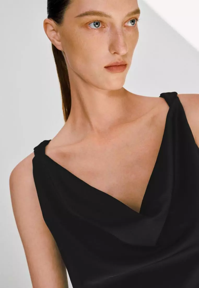 Buy Urban Revivo Draped V Neck Pocket Midi Dress with Side Slit 2026 Online