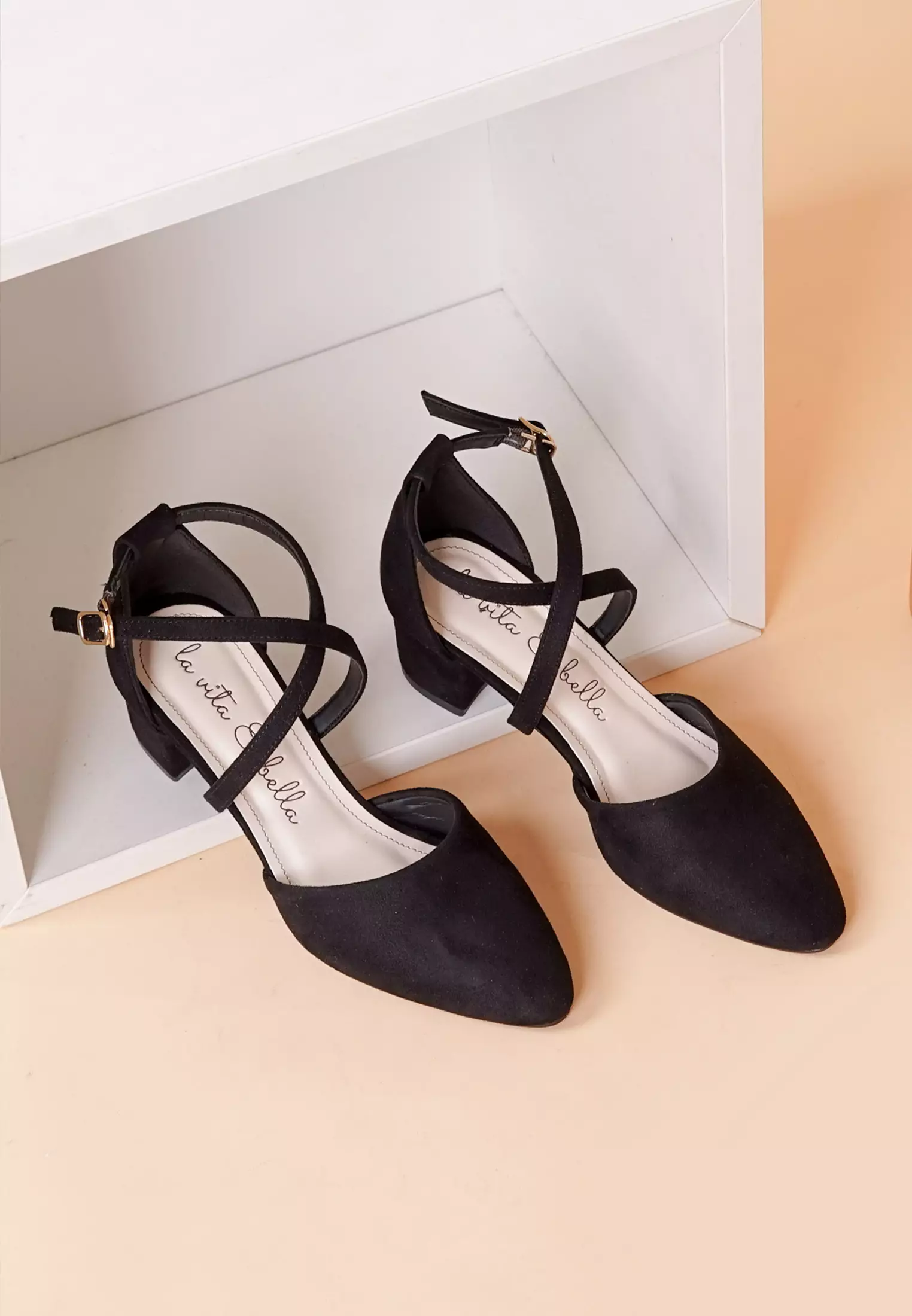 Ariana Pointed Toe Cross Sandal Block Heels