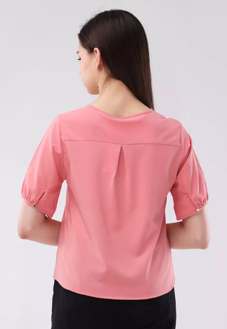 Fine Crumpled Short Sleeves Round Neck Blouse