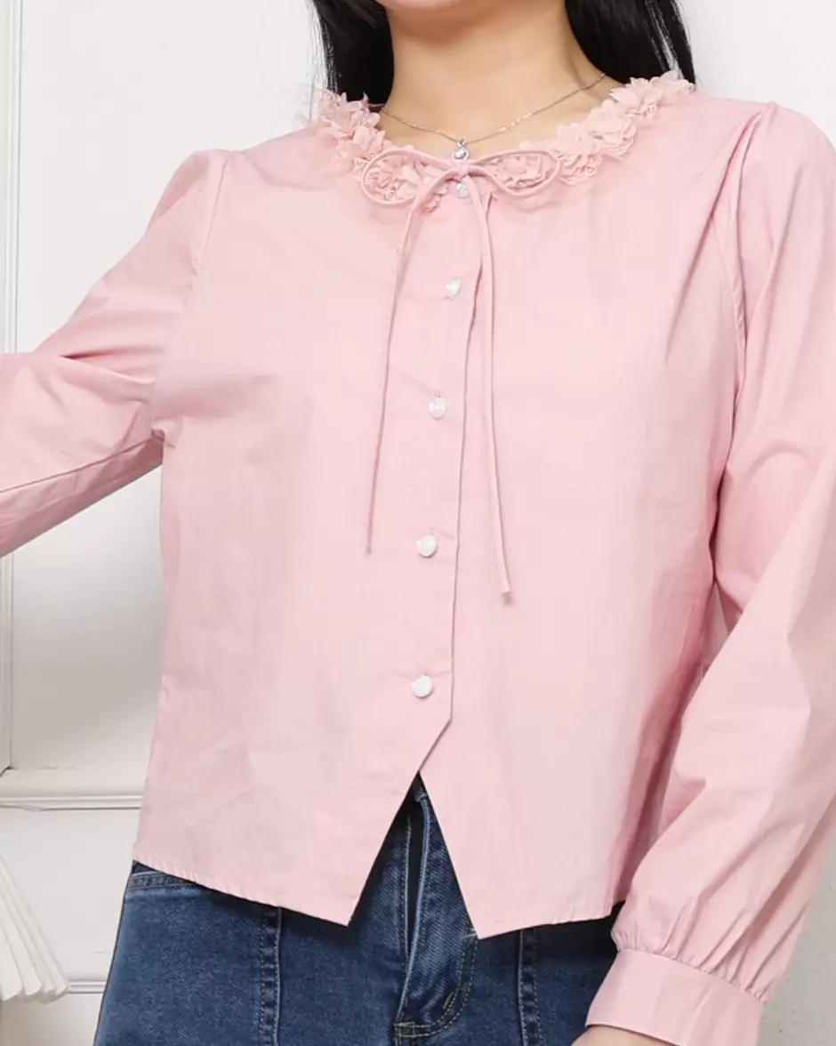 Gyuri Blouse Flower Button in Pink