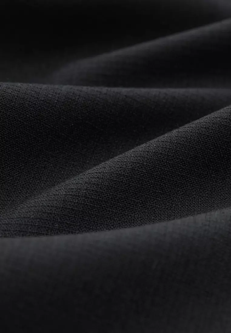 黑色織紋七分袖修身版西裝外套(可機洗)