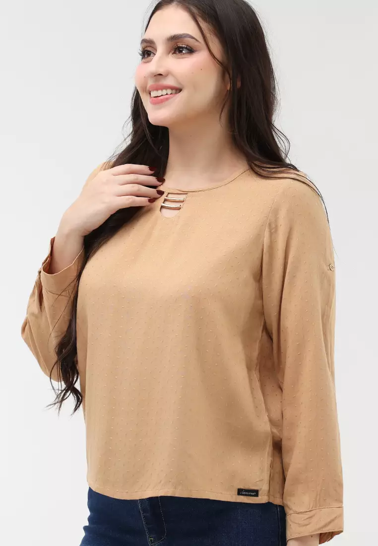 Textured Woven Long Sleeves Blouse