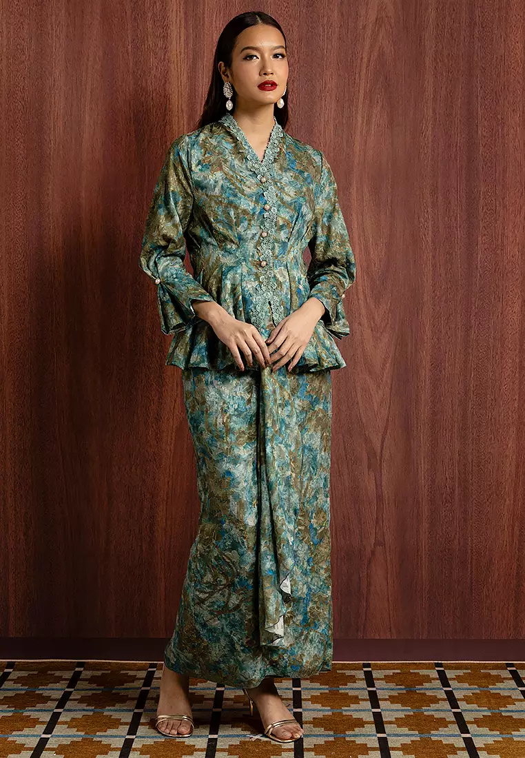 AURORA KEBAYA PEPLUM SET
