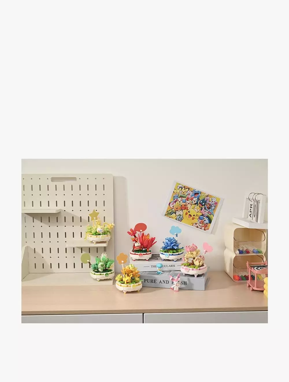 Qman Pikachu Potted Aeonium Lilypad - QMNK20243