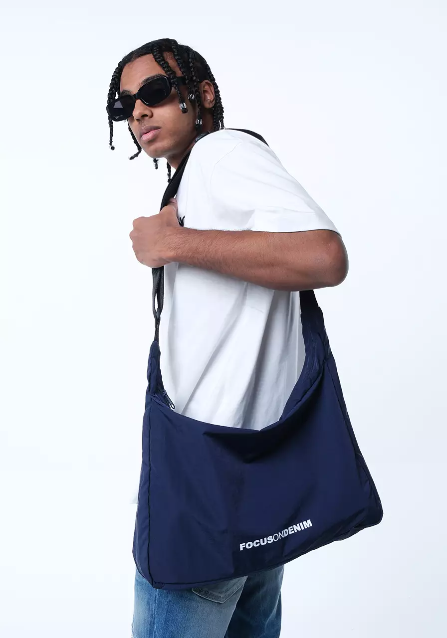 Standard Sling Bag Navy