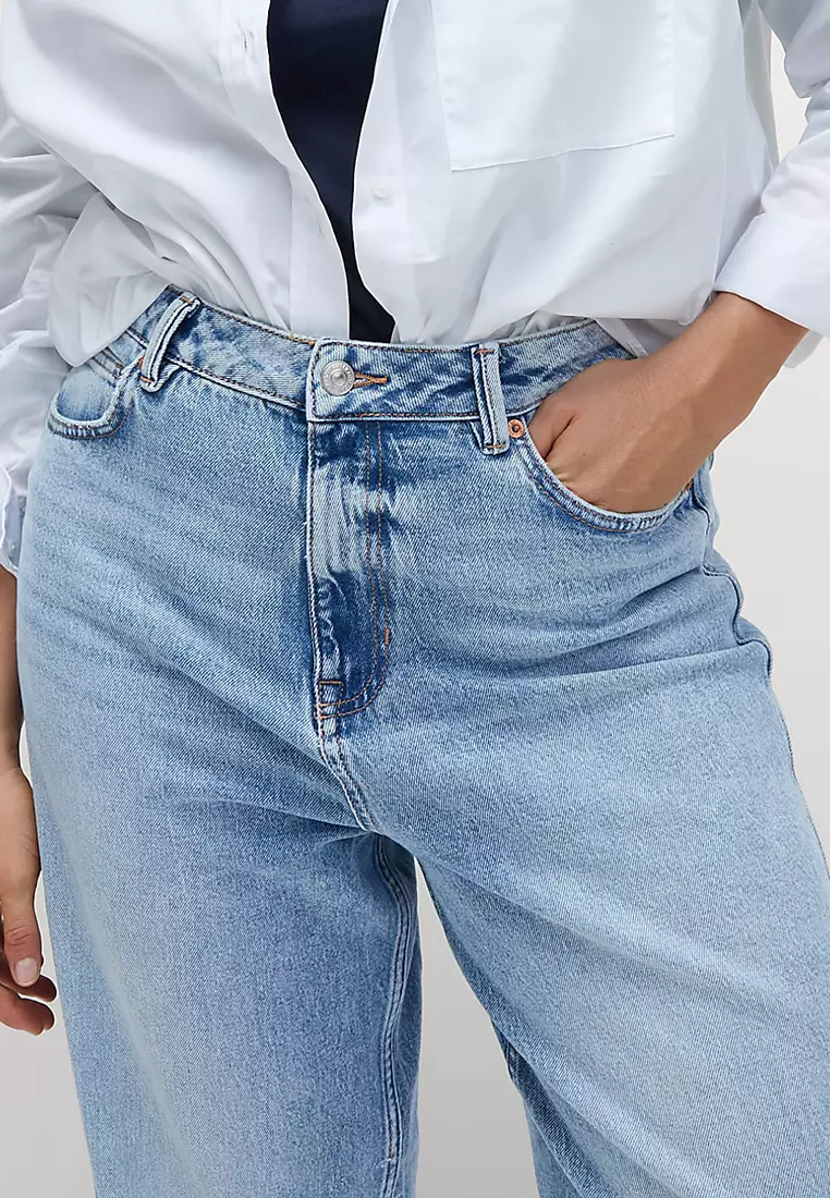 High Waisted Carrot Leg Ankle Grazer Jeans