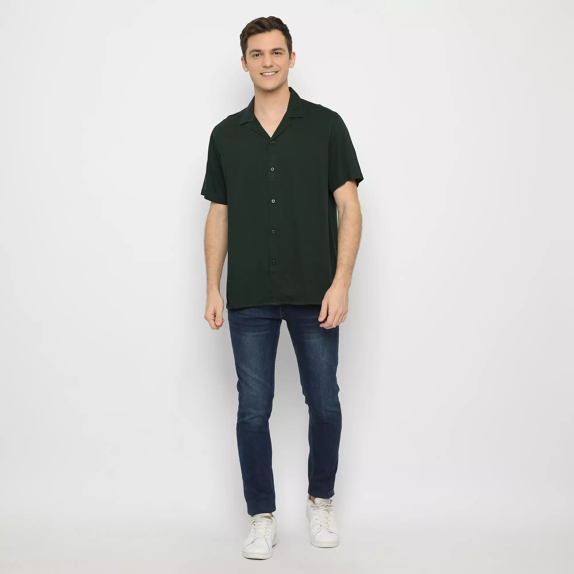 (LAST CALL) Platini Kemeja Polos Pria Kerah Hawai Katun Hijau Botol 73311