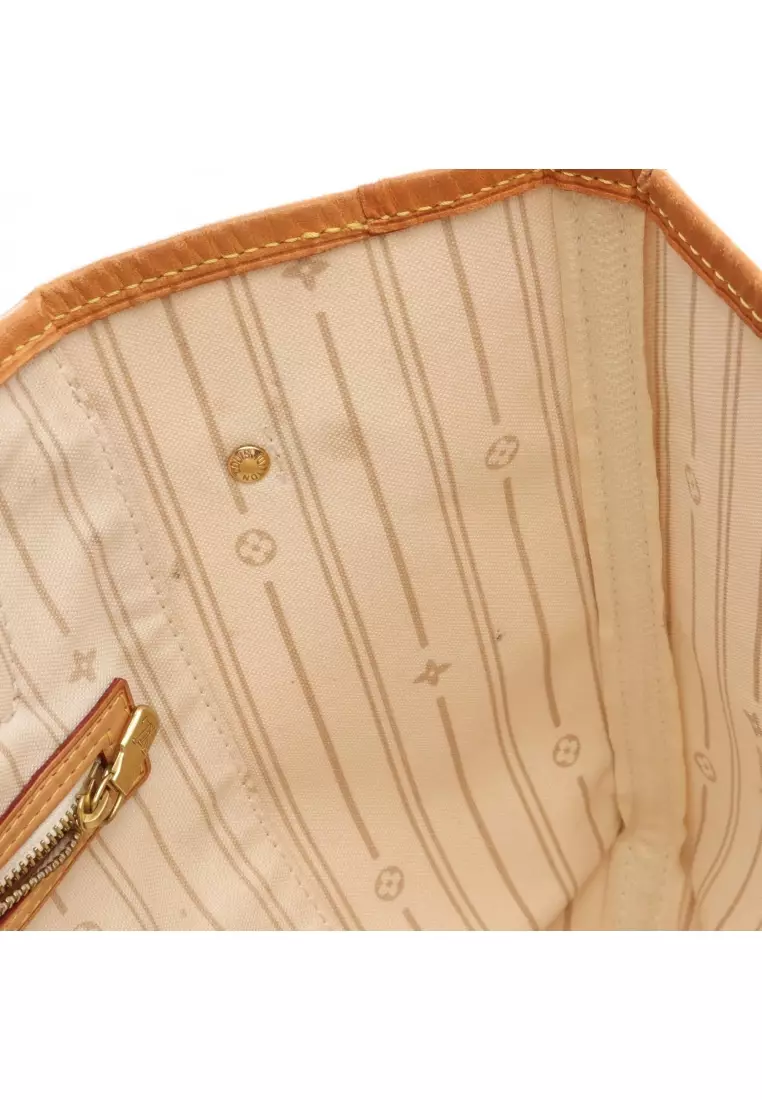 Pre-Loved Louis Vuitton Neverfull MM Damier Azur Shoulder bag tote bag PVC leather white